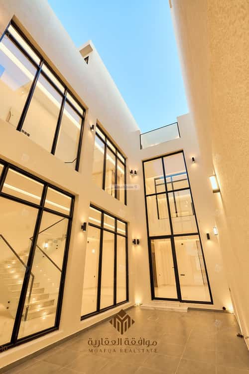 6 bedroom villa in Al Mahdiyyah 2