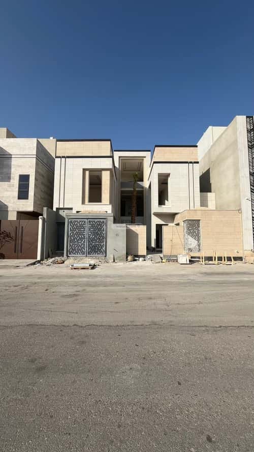 6 bedroom villa in Al Mahdiyyah 3