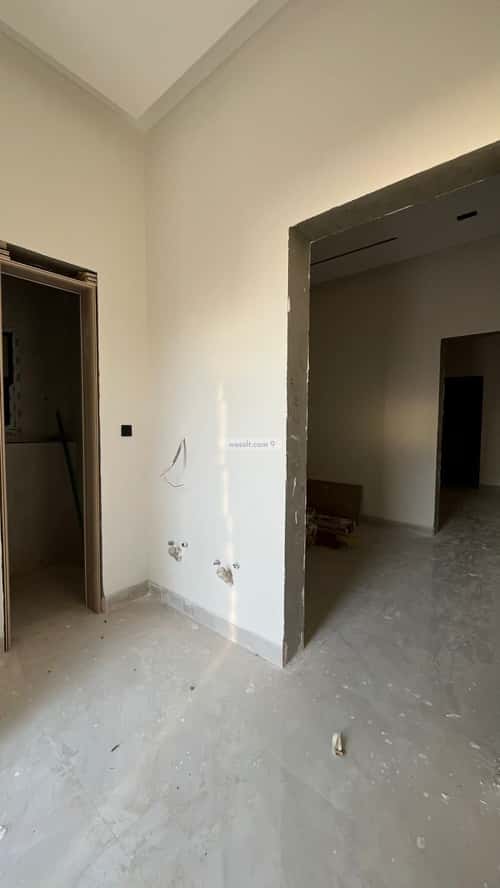 5 bedroom villa in Al Mahdiyyah 2