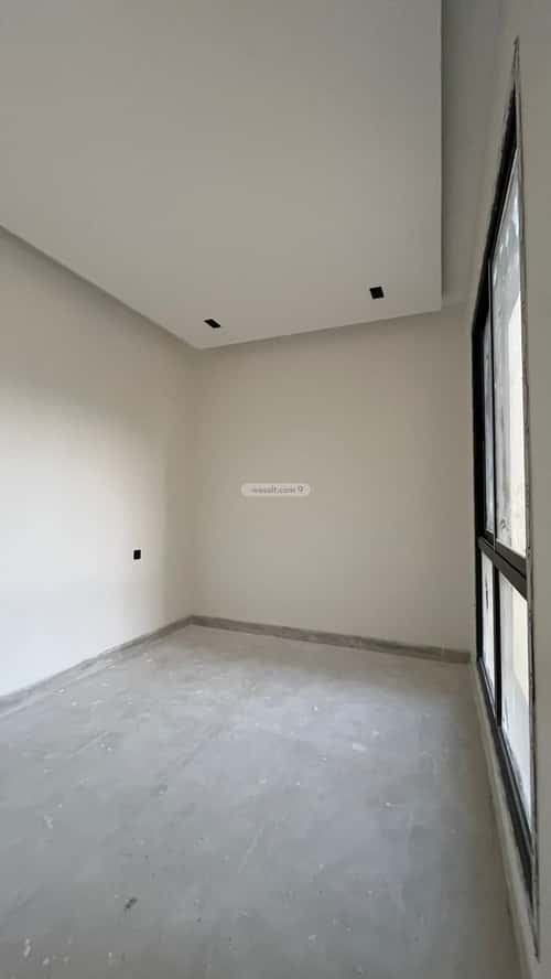 5 bedroom villa in Al Mahdiyyah 4