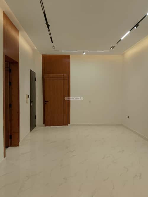 5 bedroom floor in Al Janadriyah 3