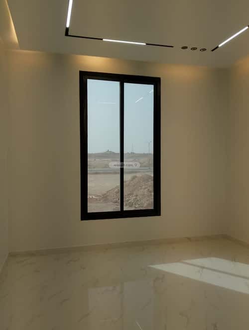 5 bedroom floor in Al Janadriyah 4