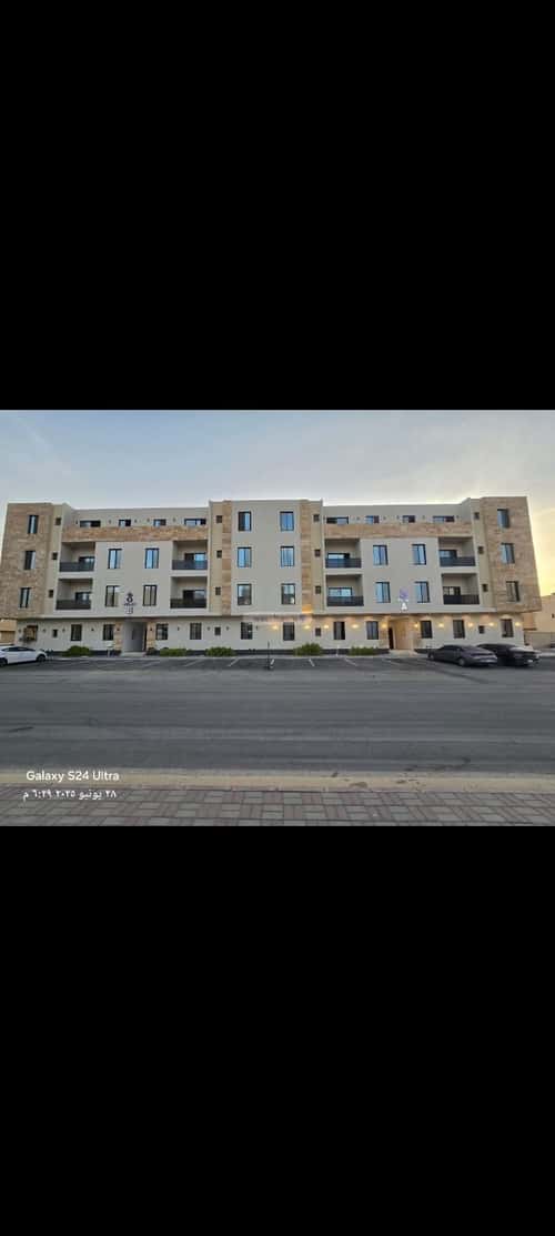 3 bedroom apartment in Al Awali 4