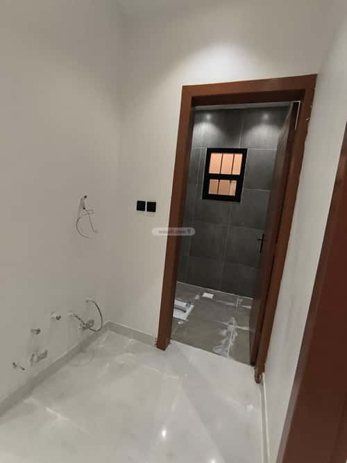 4 bedroom floor in Okaz 4