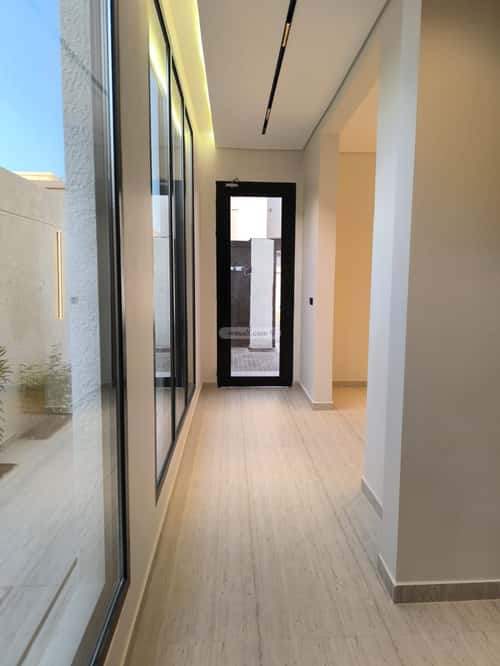 4 bedroom floor in Badr 6