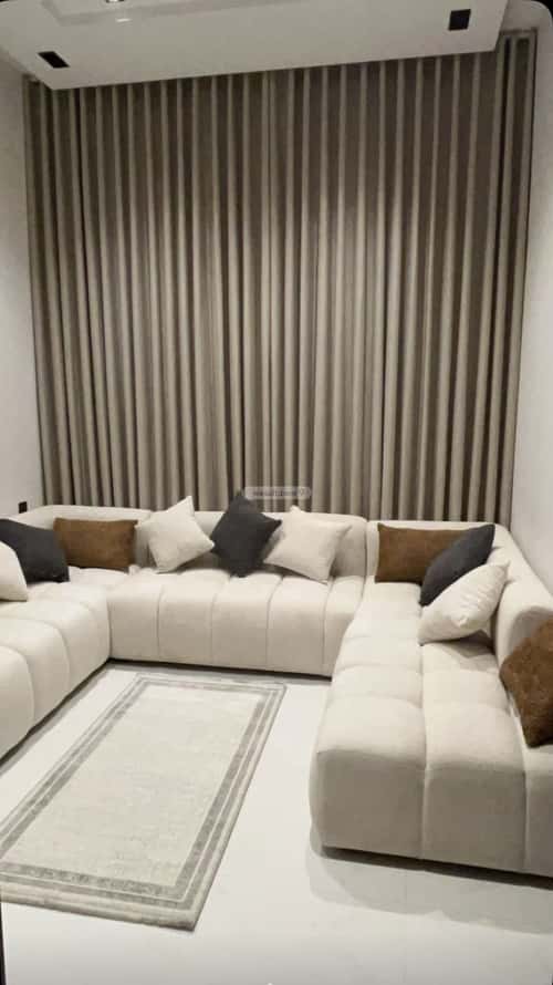 6 bedroom villa in Al Yarmouk 3