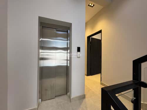 4 bedroom floor in Qurtubah 1