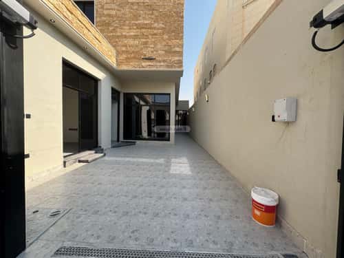 4 bedroom floor in Ishbiliyah 4