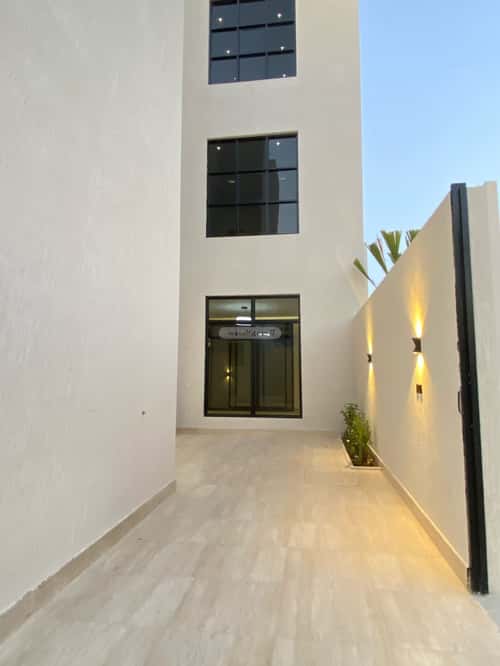 5 bedroom villa in Al Mahdiyyah 5