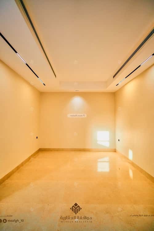 4 bedroom villa in Al Mahdiyyah 4