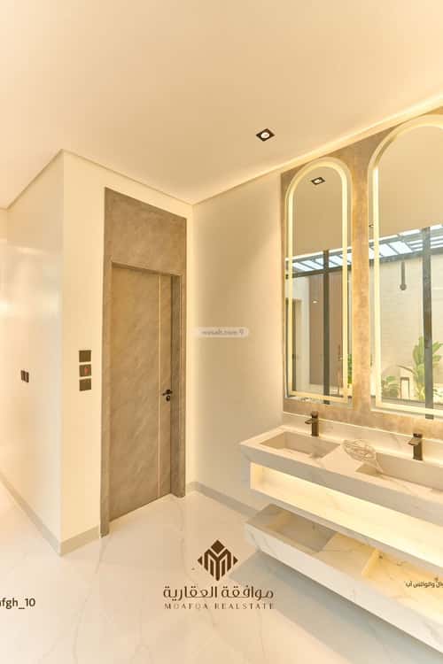 4 bedroom villa in Al Mahdiyyah 2