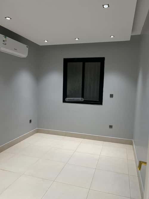 شقة 4 غرف في الملقا 3