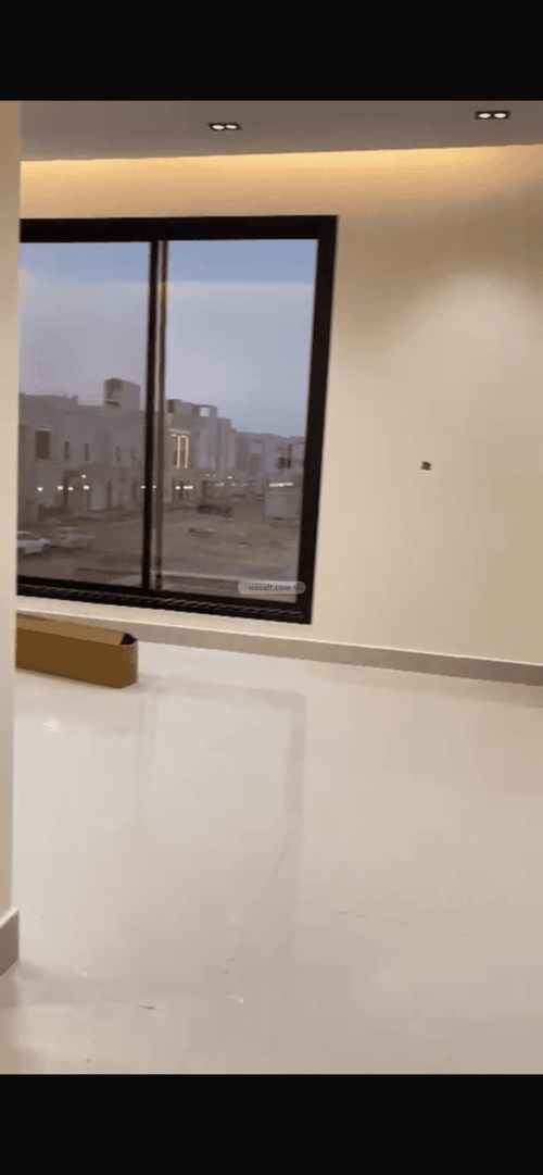 5 bedroom floor in Al Maizilah 3