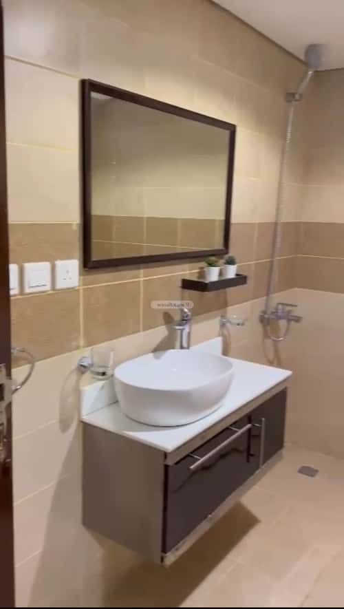 شقة 4 غرف في الملقا 3