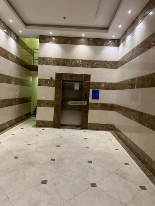 شقة 4 غرف في الملقا 5