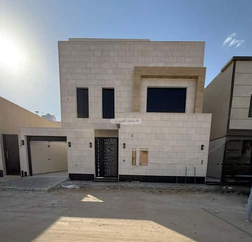 5 bedroom floor in Al Janadriyah 5