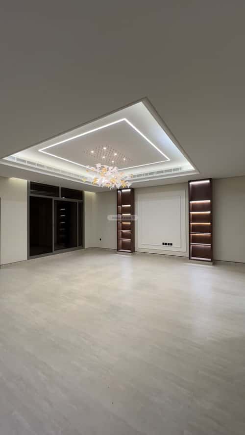 5 bedroom villa in Al Mahdiyyah 2