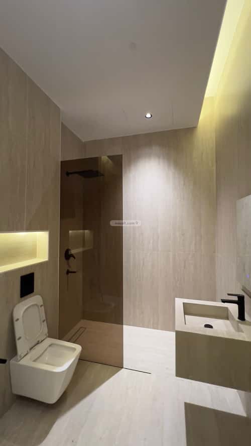 5 bedroom villa in Al Mahdiyyah 5