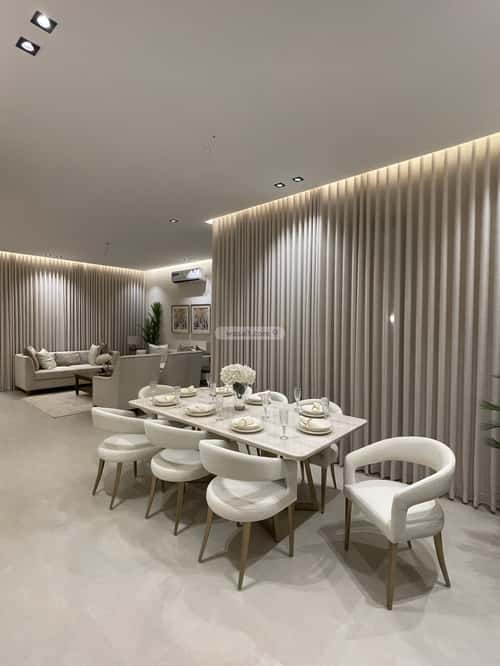 3 bedroom floor in Okaz 5