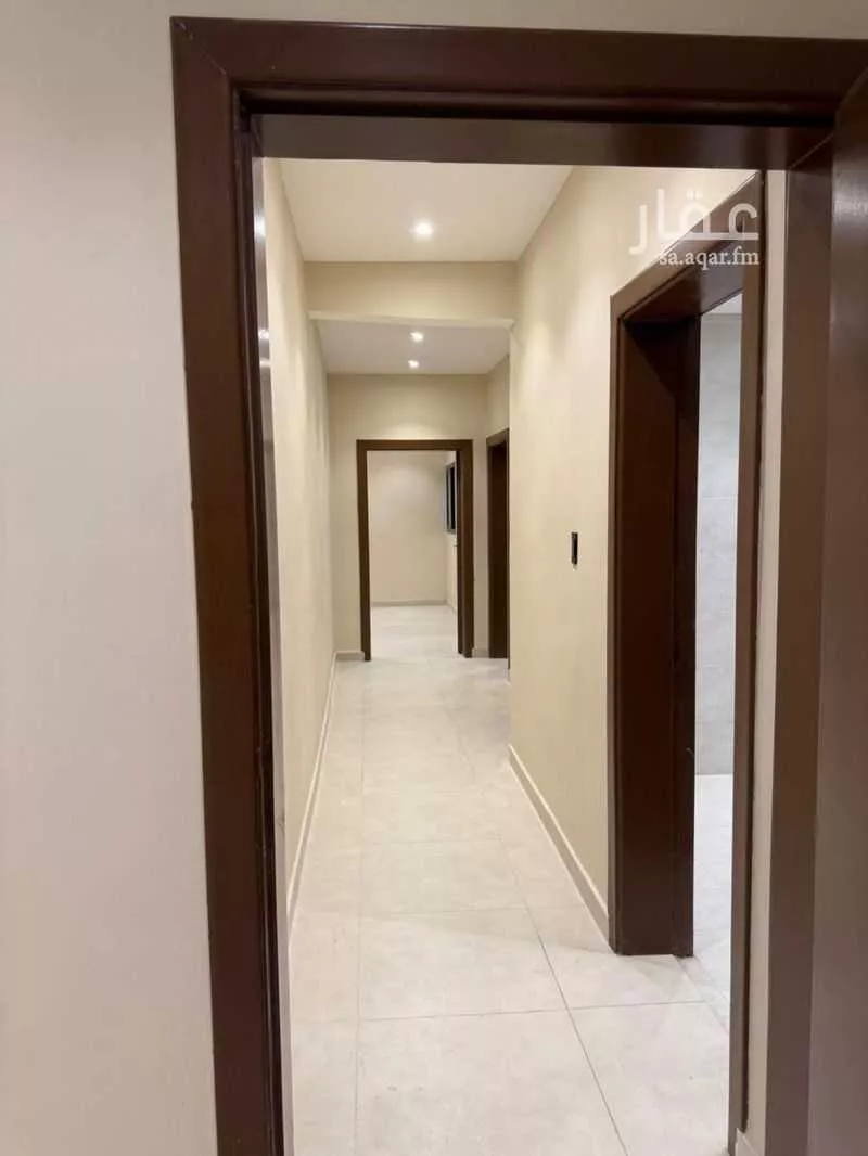 4 bedroom apartment in Al Badiyah, Eastern Province 10