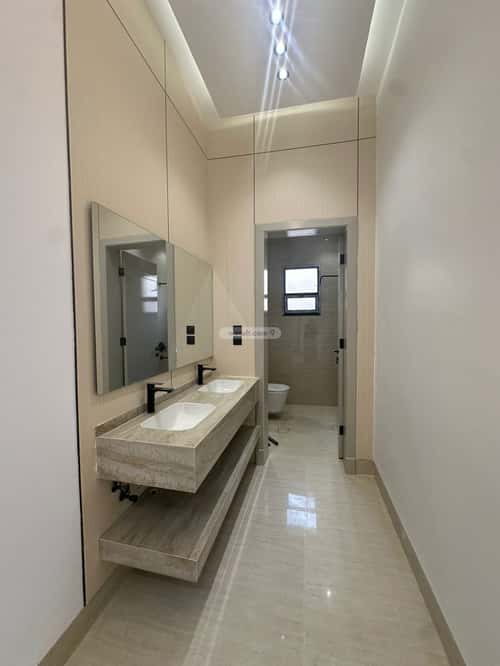 فيلا 4 غرف في الجنادرية 5