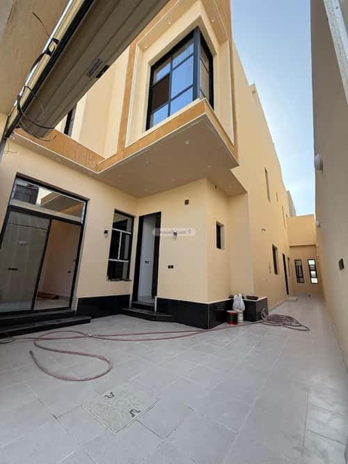 فيلا 4 غرف في بدر 4