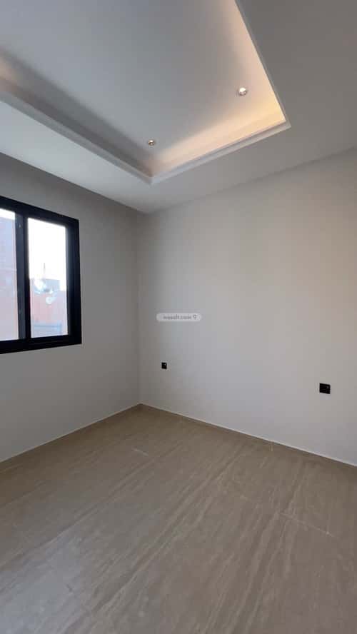 3 bedroom floor in As Suwaidi 6