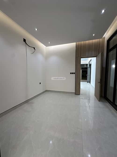 3 bedroom floor in Al Janadriyah 5