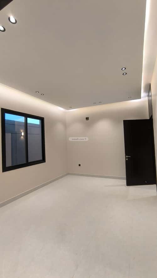 5 bedroom floor in Al Janadriyah 2