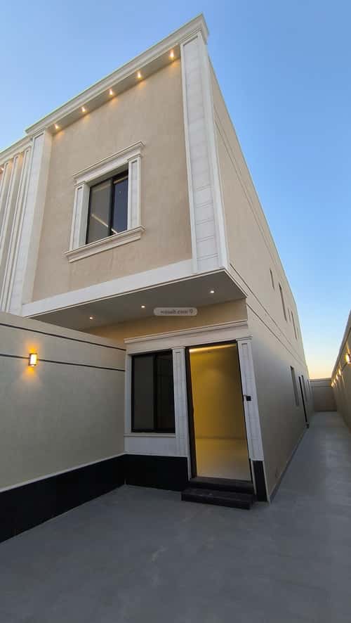 5 bedroom floor in Al Janadriyah 5