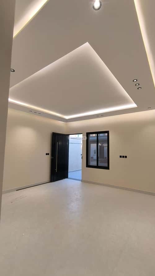 5 bedroom floor in Al Janadriyah 4