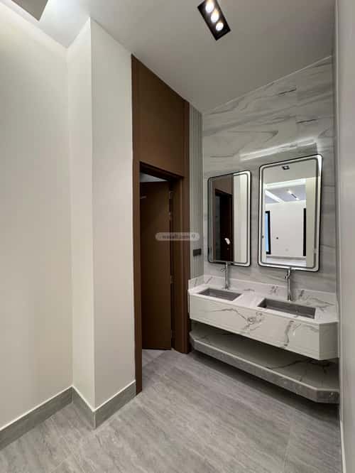 4 bedroom floor in Al Rimal 1