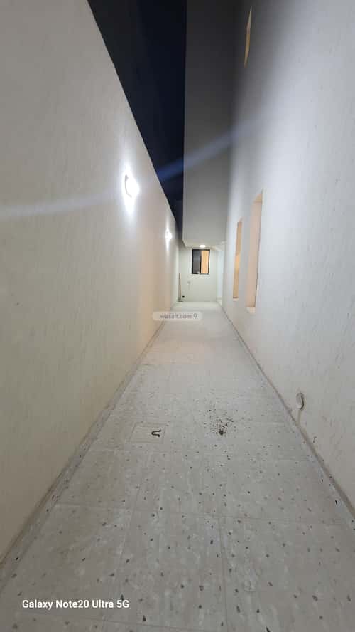 5 bedroom floor in Al Janadriyah 5