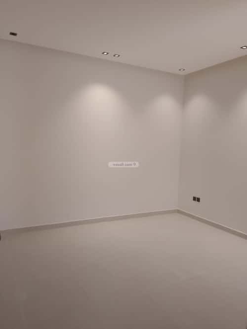 فيلا 5 غرف في عكاظ 5