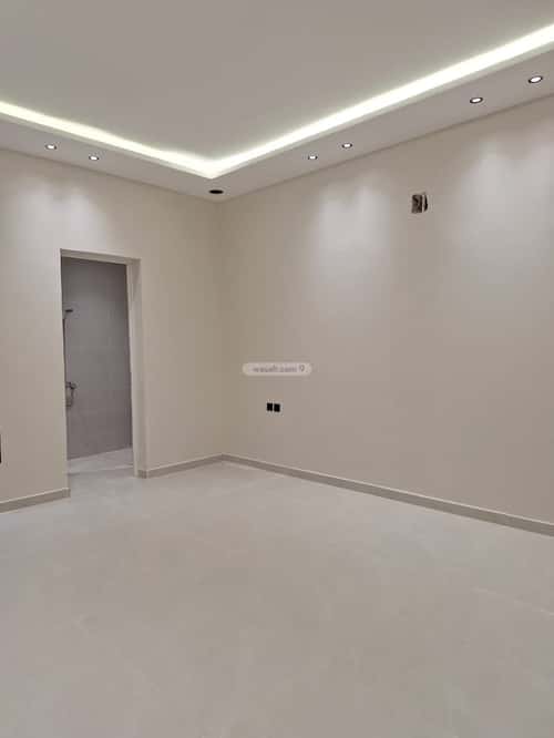 5 bedroom floor in Al Janadriyah 8