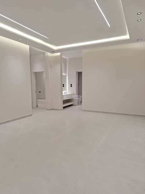 5 bedroom floor in Al Janadriyah 13