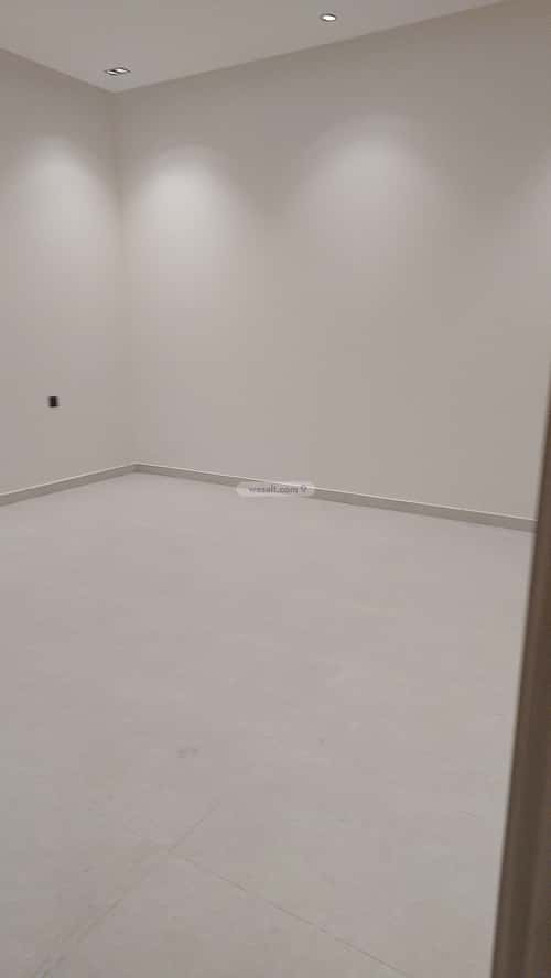 5 bedroom floor in Okaz 1