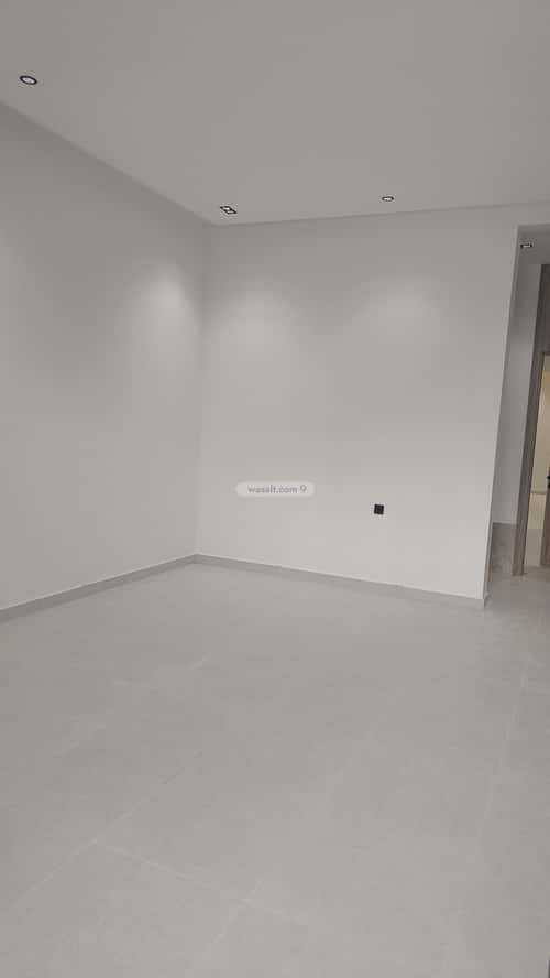 5 bedroom floor in Okaz 6