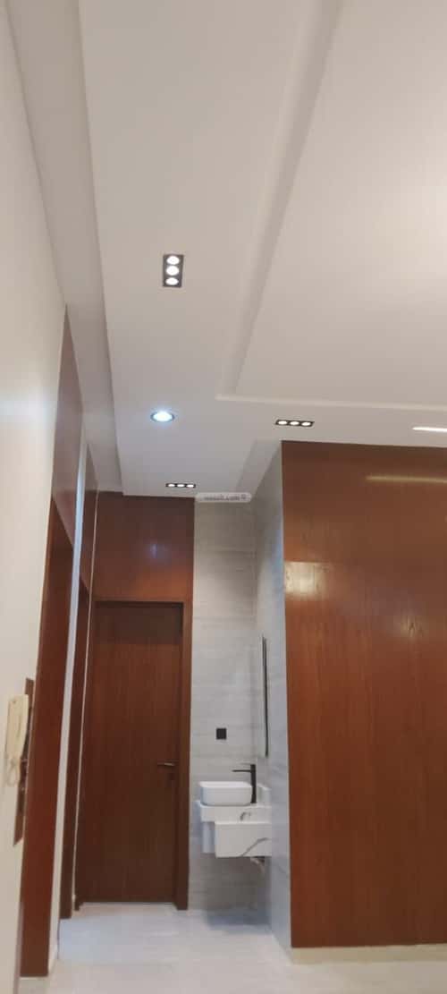 5 bedroom villa in Tuwaiq 5