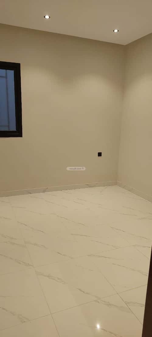 5 bedroom apartment in Badr 4