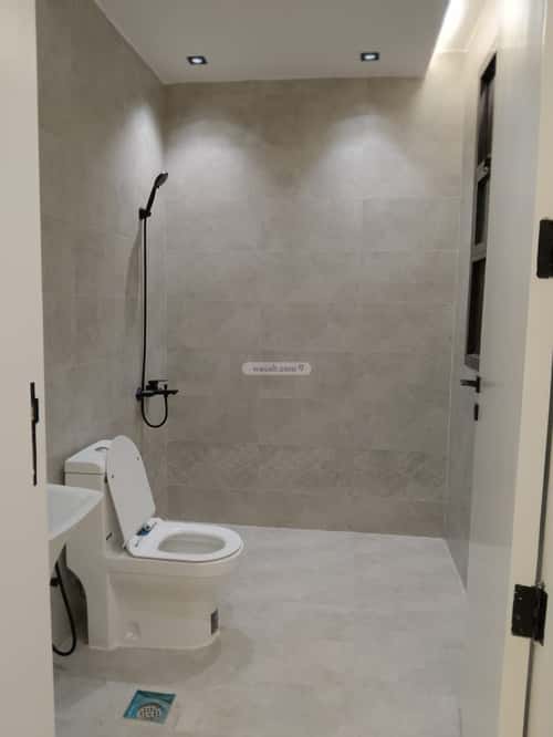 3 bedroom apartment in Al Marwa, Riyadh 7