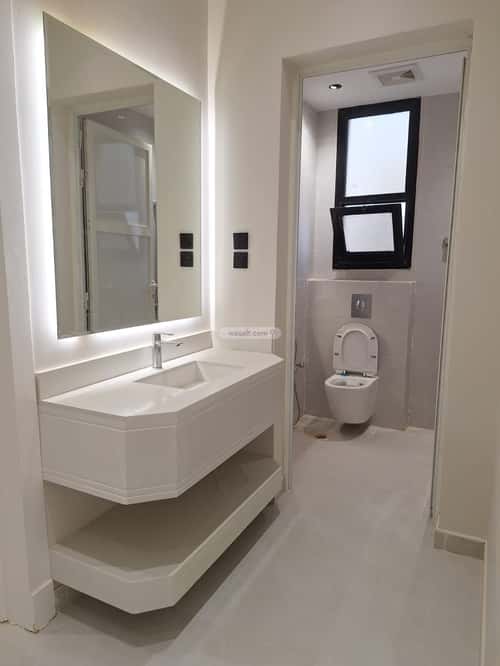 5 bedroom floor in Al Janadriyah 7