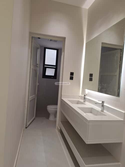 5 bedroom floor in Al Janadriyah 13
