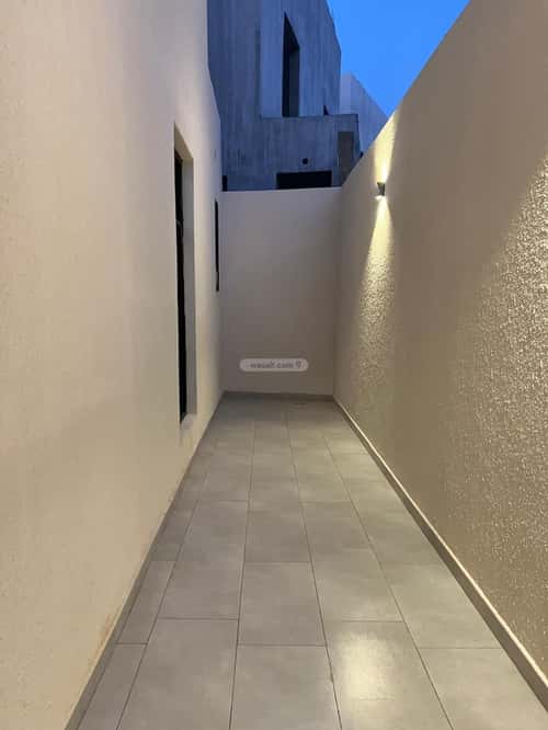 6 bedroom floor in Al Janadriyah 4