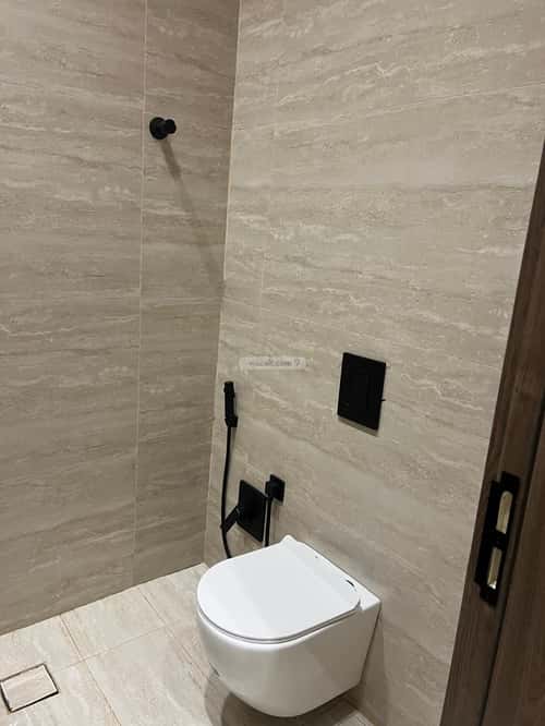 6 bedroom floor in Al Janadriyah 17
