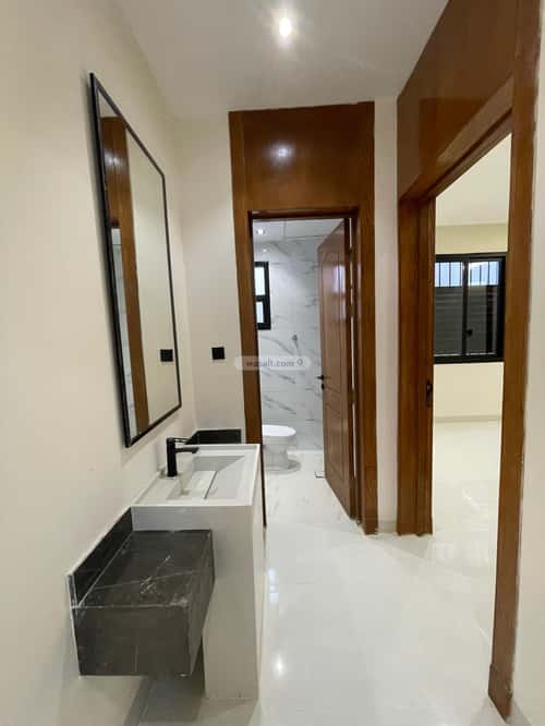 6 bedroom villa in Al Janadriyah 2