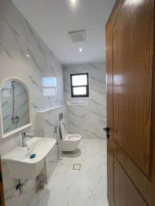 6 bedroom villa in Al Janadriyah 5