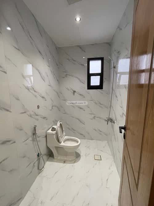 6 bedroom villa in Al Janadriyah 8