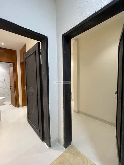 6 bedroom villa in Al Janadriyah 12