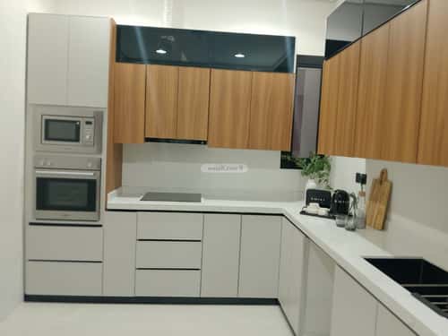 5 bedroom apartment in Al Hazm 1